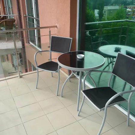St.vlas Apartment *